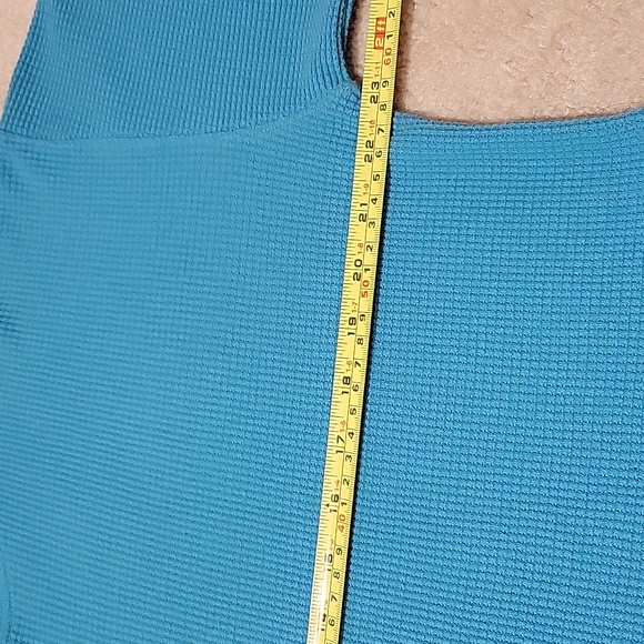 TNA Cropped Thermal Teal Blue Long Sleeve Top US M - Picture 5 of 10